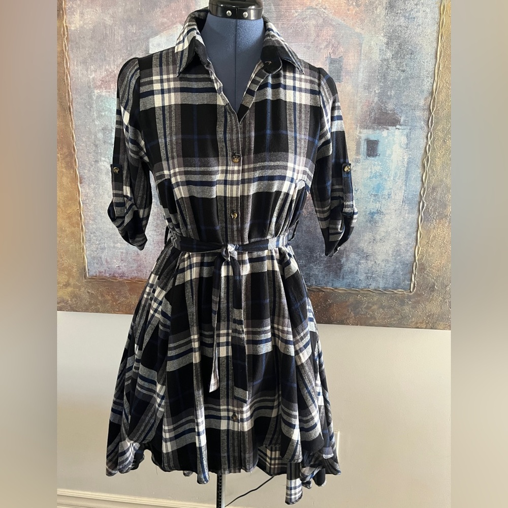 NWOT Plaid Button-Up Belted Dress